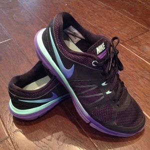 Nike Size 7.5 GREAT condition!